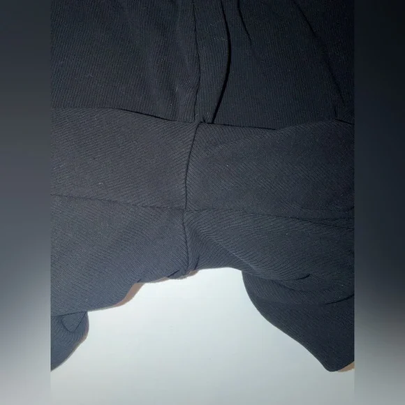 White Fox Boutique Offstage Ribbed Bike Shorts - Size Small - Onyx - Picture 6 of 6